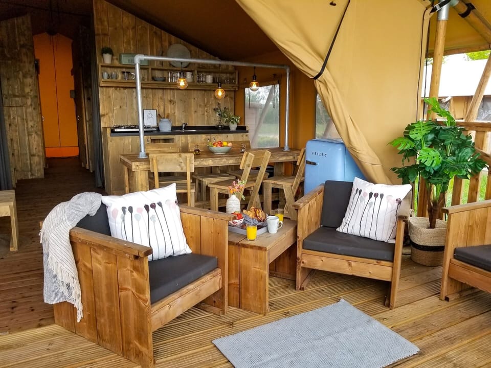 Tent | Living room