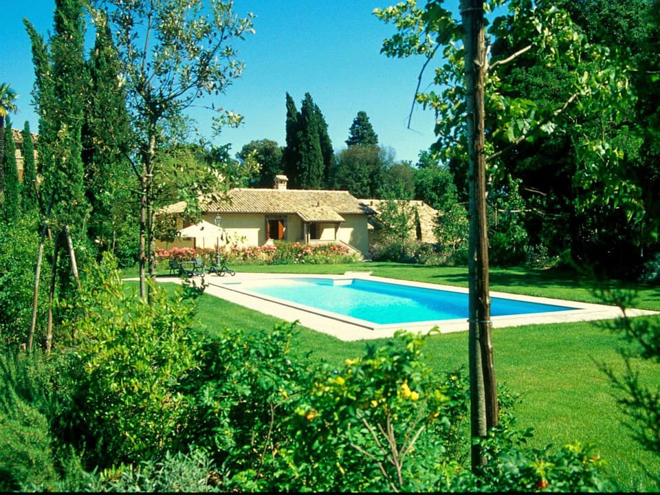 Apartment | Pool | Outdoor pool