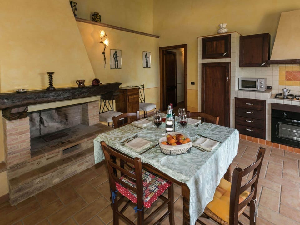 House | Private kitchen | Highchair