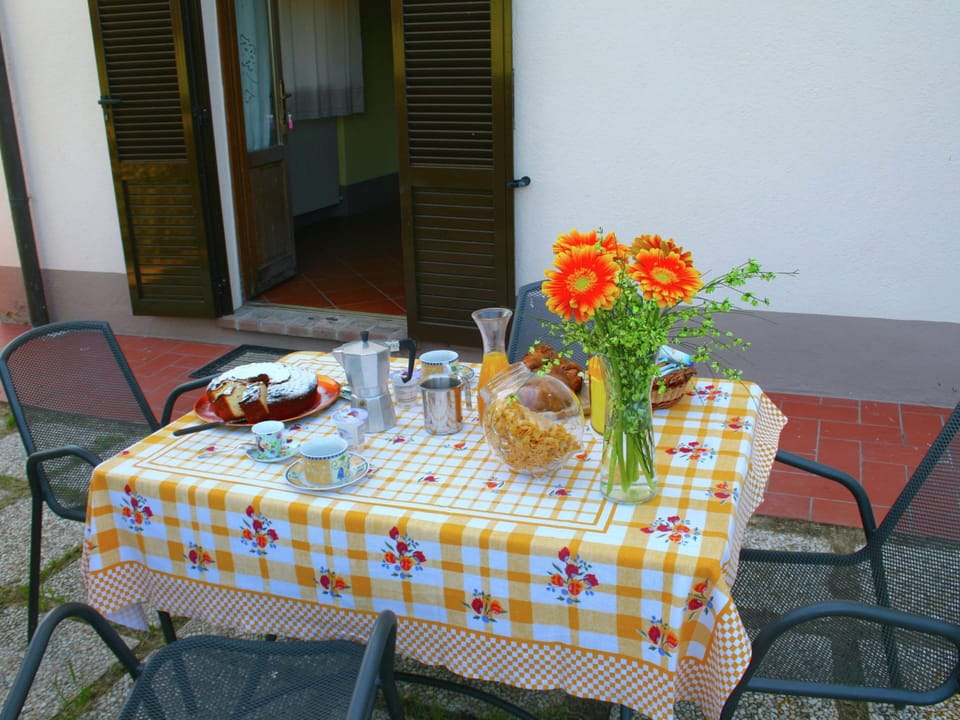 Apartment | Dining