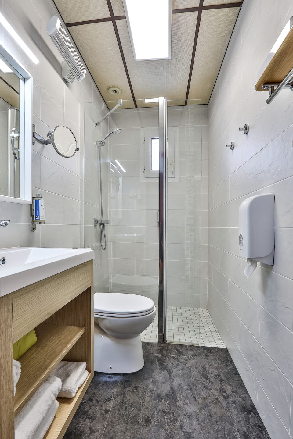 Free toiletries, hair dryer