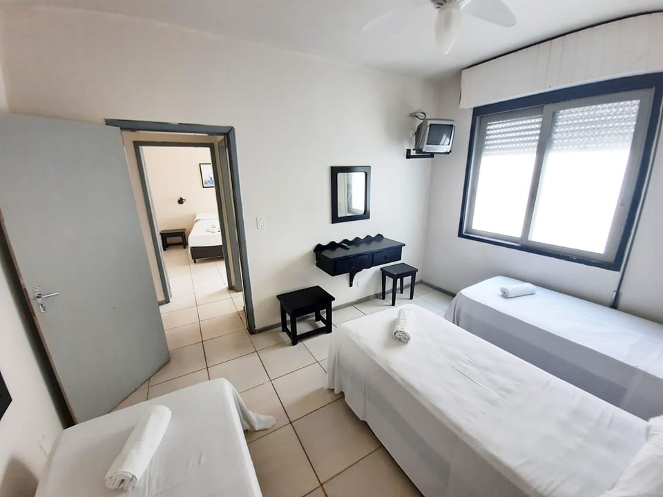 Family Room | Free WiFi, bed sheets