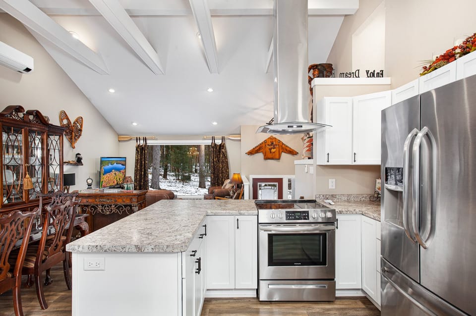 Gourmet Kitchen