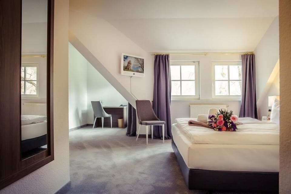 Standard Double Room | In-room safe, desk, soundproofing, cribs (surcharge)