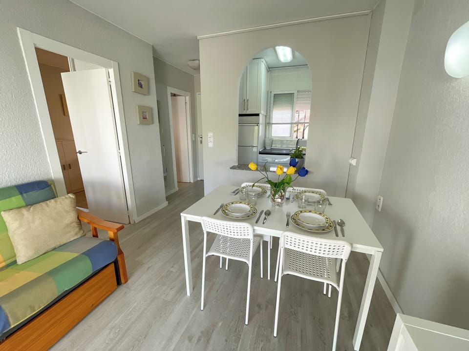 Apartment, 1 Bedroom (4 people) | Bed sheets