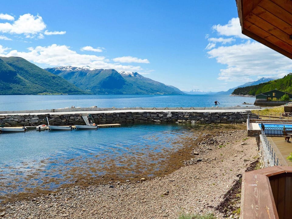 House | Lake view