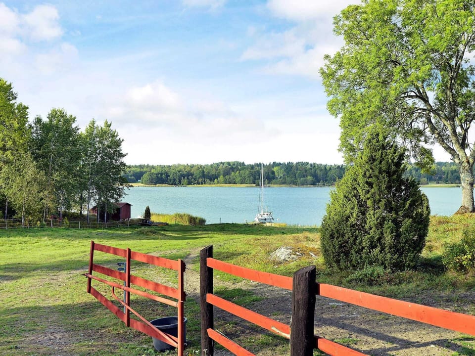 House | Water view