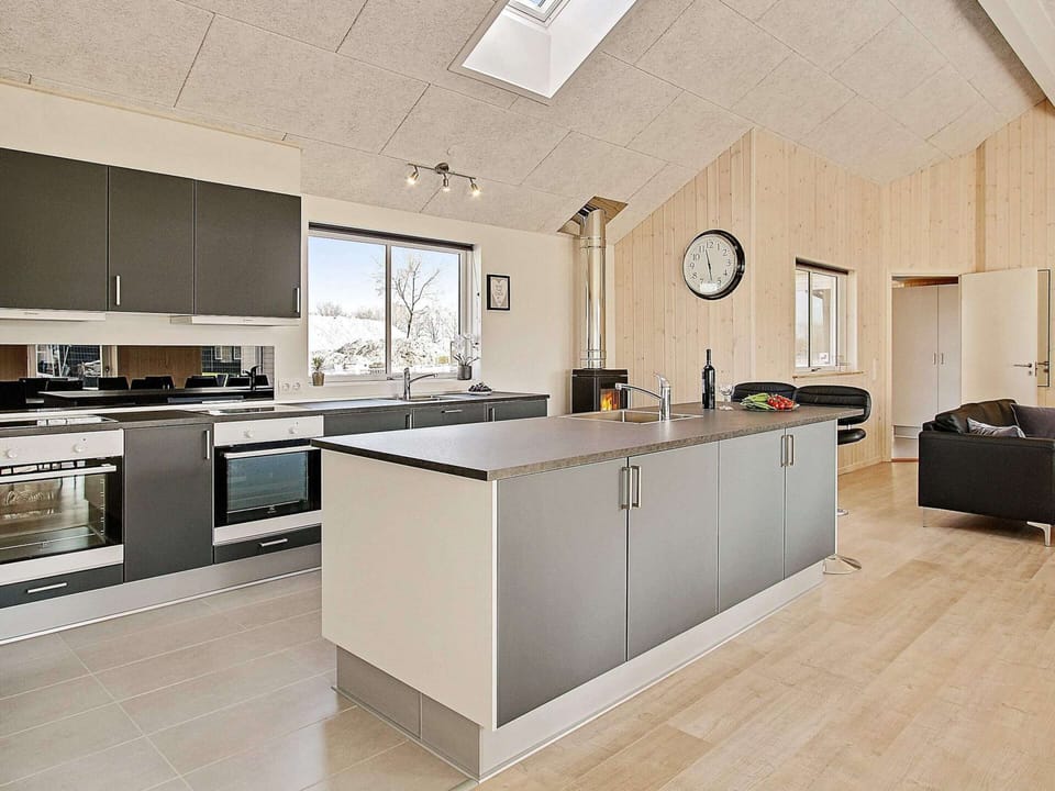 House | Private kitchen | Fridge, highchair