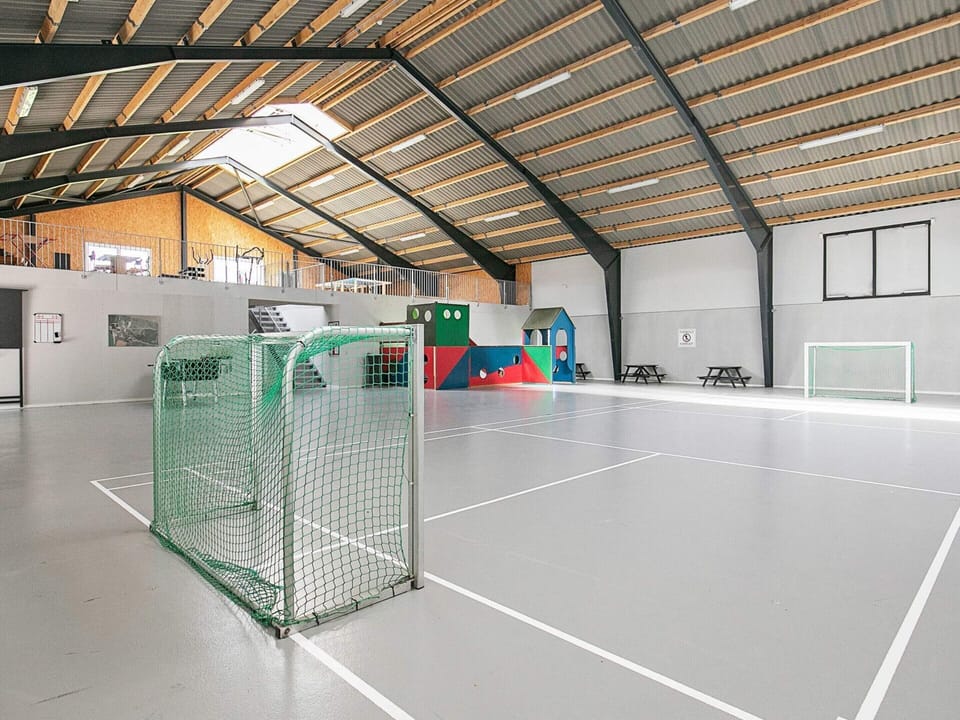 House | Sport court