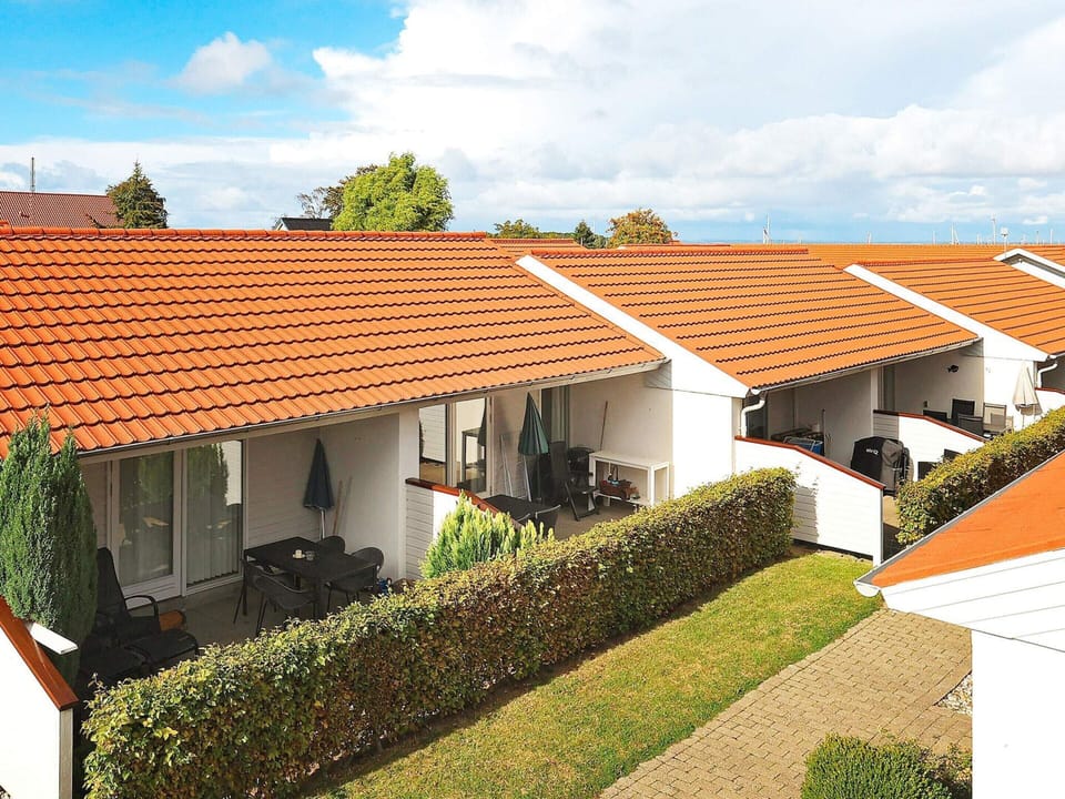 House | Outdoor dining