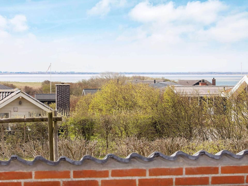 House | Water view