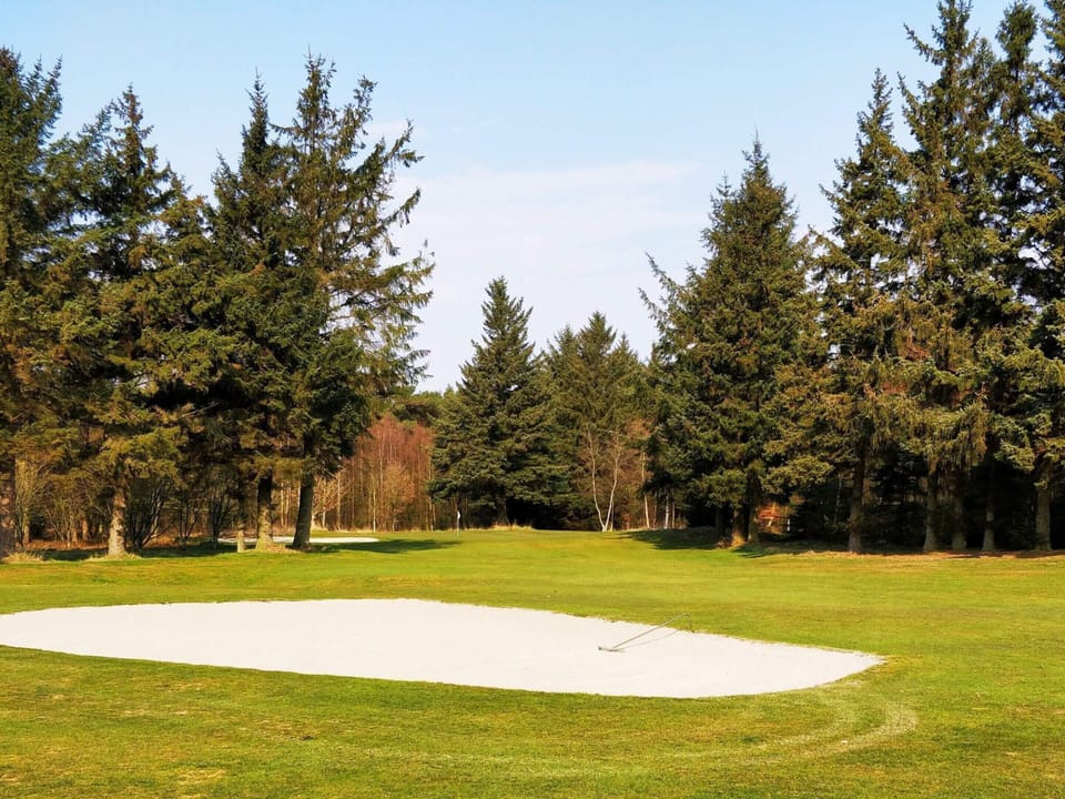 House | Golf