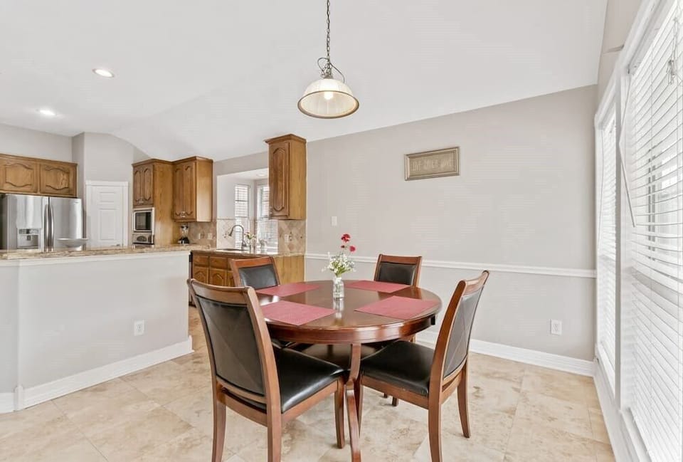 Small Dining
