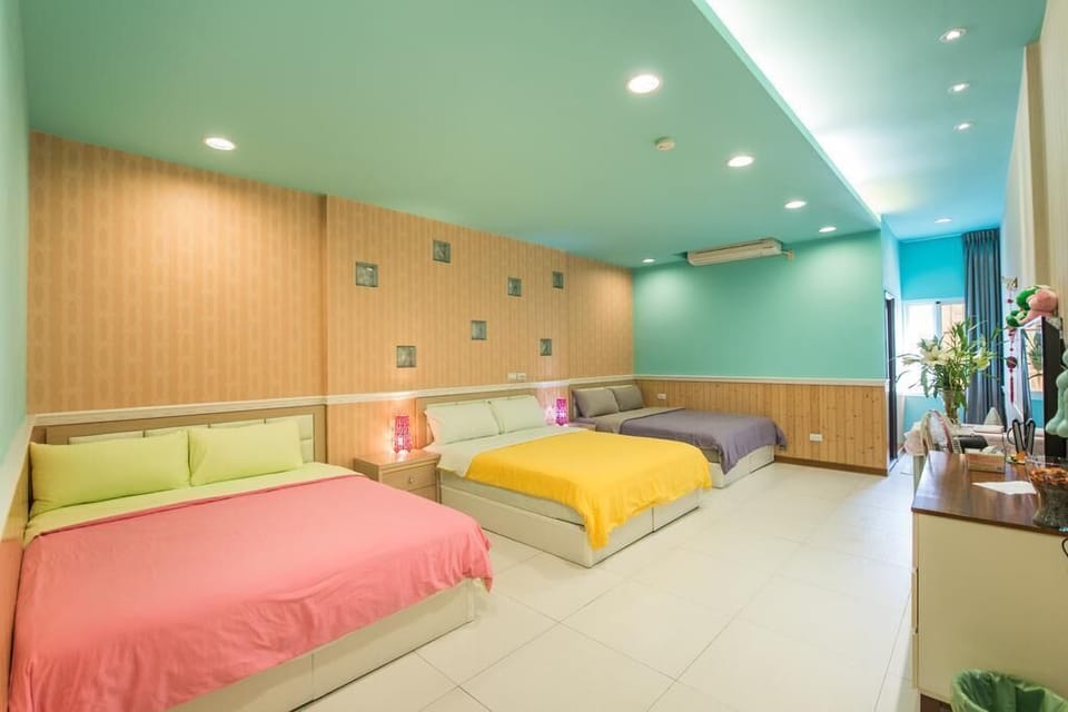 Family Room (6PAX) | Soundproofing, free WiFi