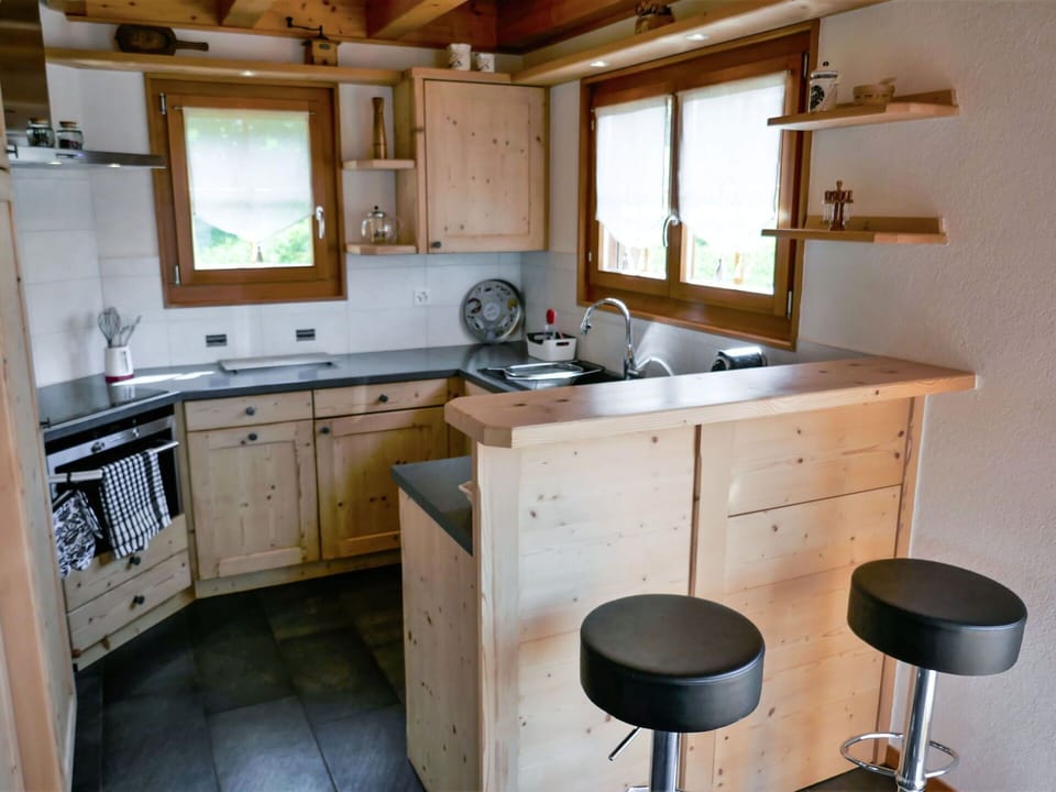 Room, Furniture, Countertop, Property, Kitchen, Cabinetry, Building, House, Interior Design, Home