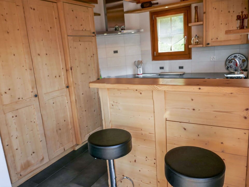 Room, Furniture, Property, Countertop, Kitchen, Cabinetry, House, Building, Wood, Interior Design