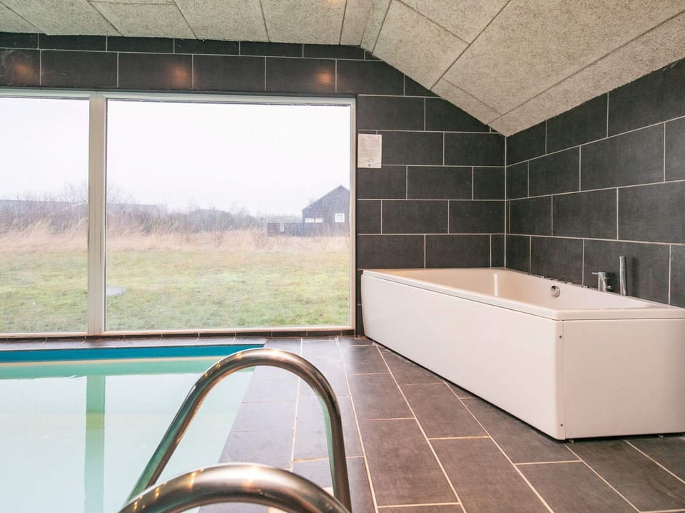 House | Spa treatment