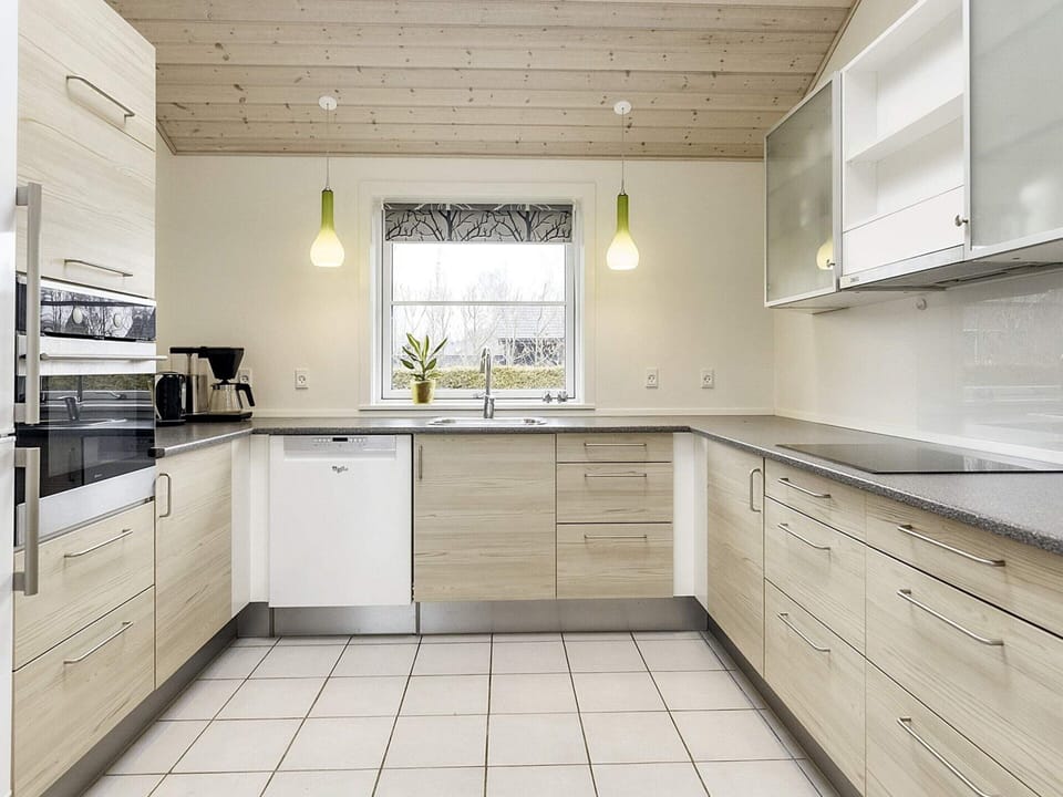 House | Private kitchen | Stovetop, highchair
