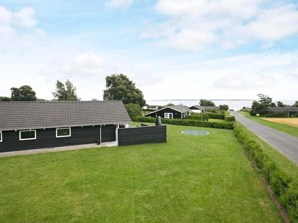 House | Water view