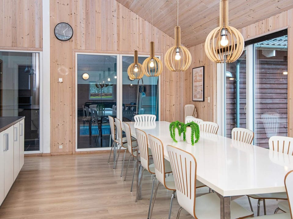 House | Dining