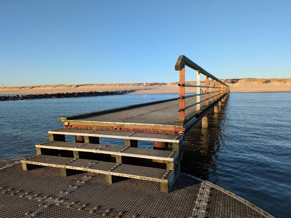 House | Water view