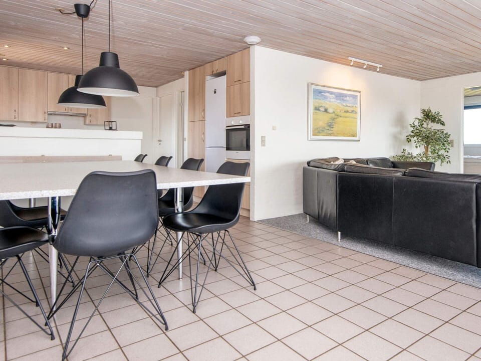 House | Dining