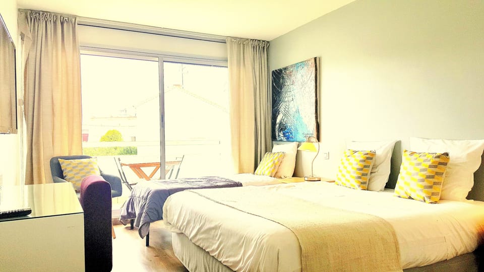 Comfort Triple Room, Terrace | Premium bedding, minibar, desk, soundproofing