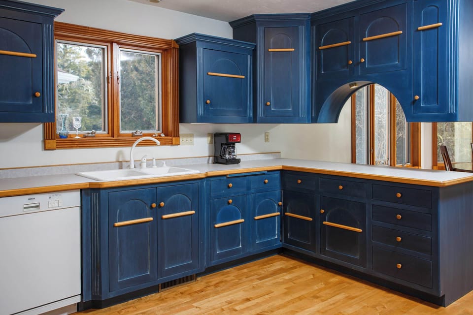 Fully stocked kitchen ready for your use!