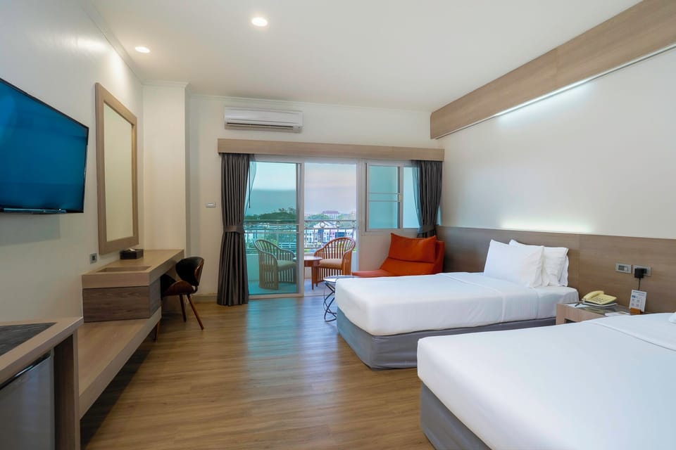Deluxe Balcony Room | Balcony