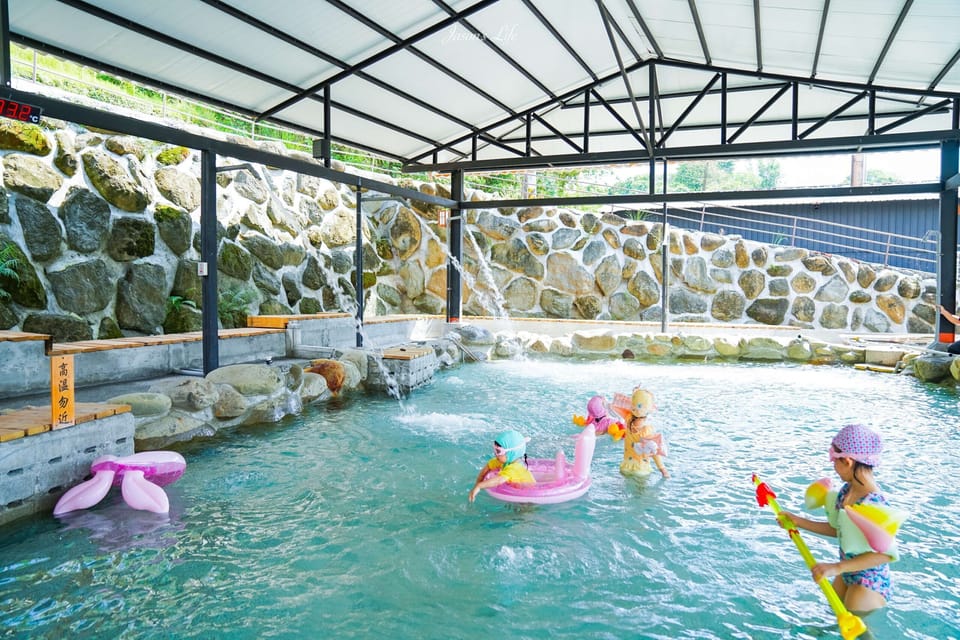 Hu Shan Resort Bed and Breakfast in Kaohsiung