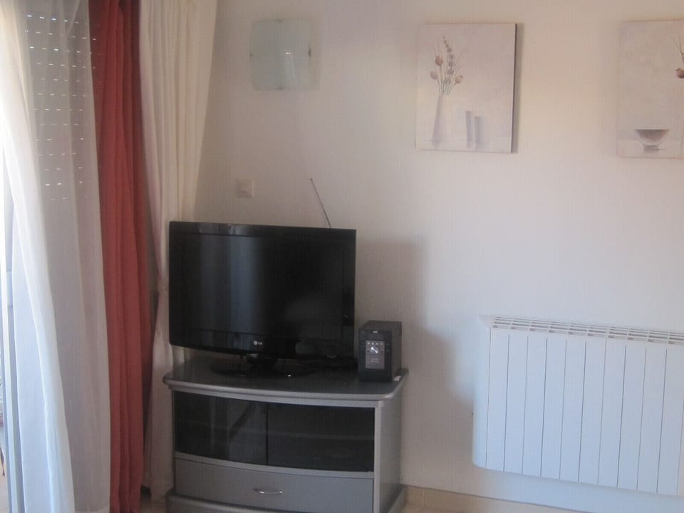 tv /dvd etc 