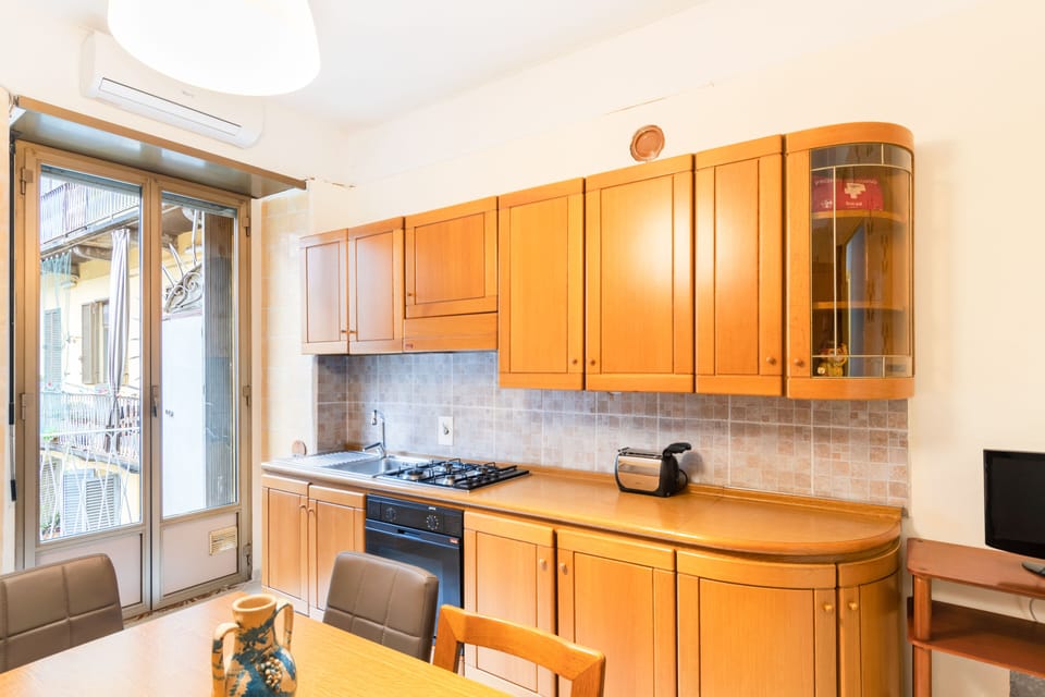 Apartment, 2 Bedrooms | Private kitchen | Full-size fridge, microwave, oven, stovetop