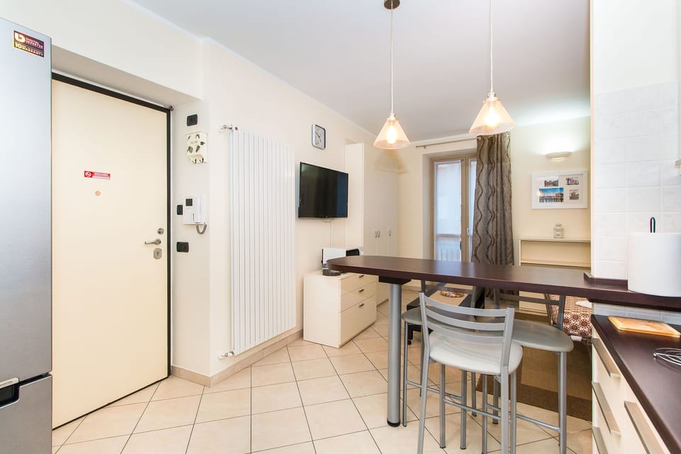 Studio | In-room dining