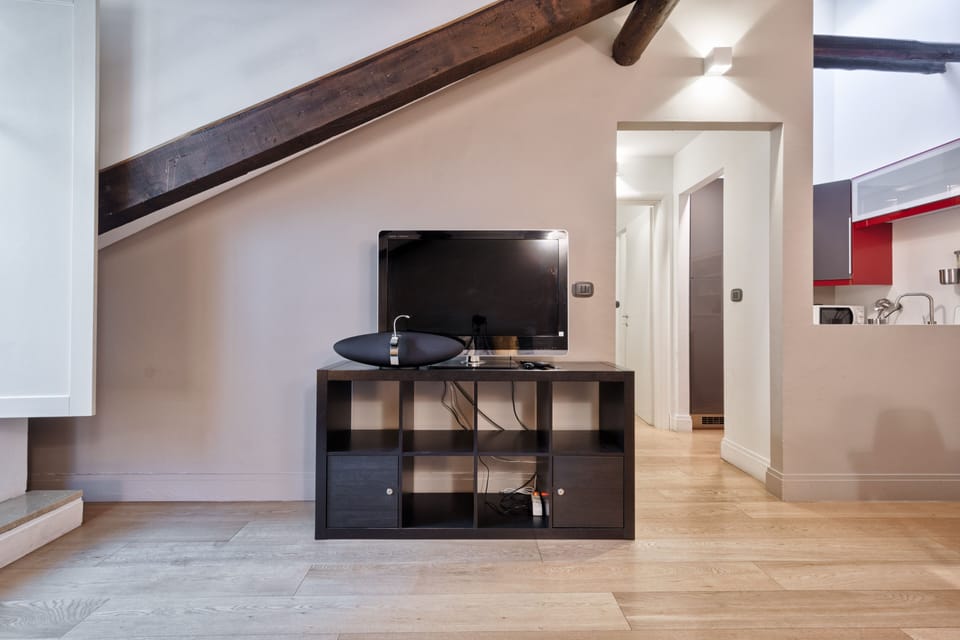 Apartment, 2 Bedrooms | Television