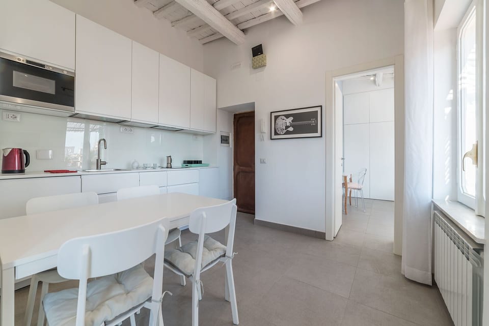 Deluxe Condo, 2 Bedrooms | In-room dining