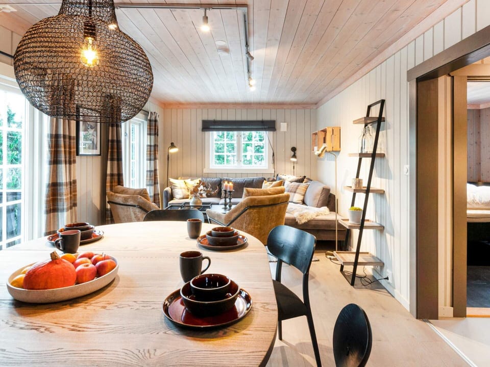 House | Dining