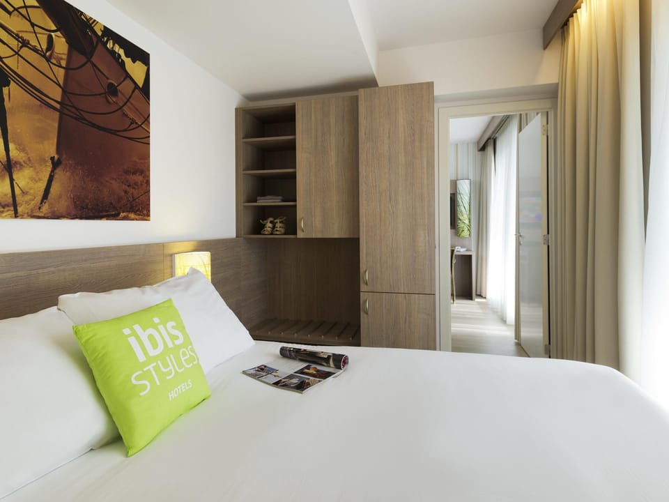 In-room safe, desk, laptop workspace, blackout drapes