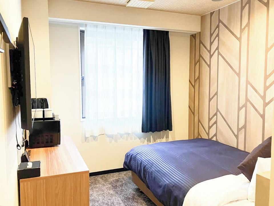 Individually decorated, desk, iron/ironing board, free WiFi