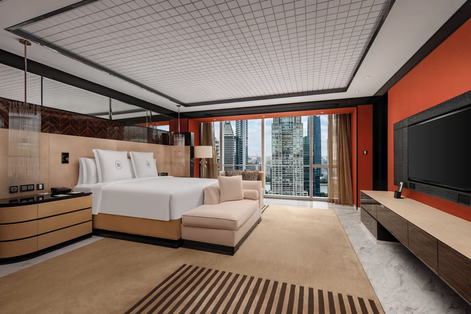 Presidential Suite, 3 Bedrooms (Pearl River View) | Premium bedding, down comforters, minibar, in-room safe