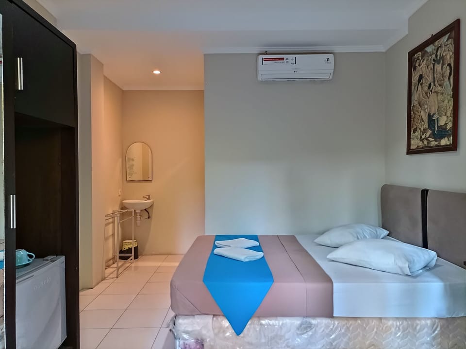 Deluxe Room | Desk, free WiFi, bed sheets