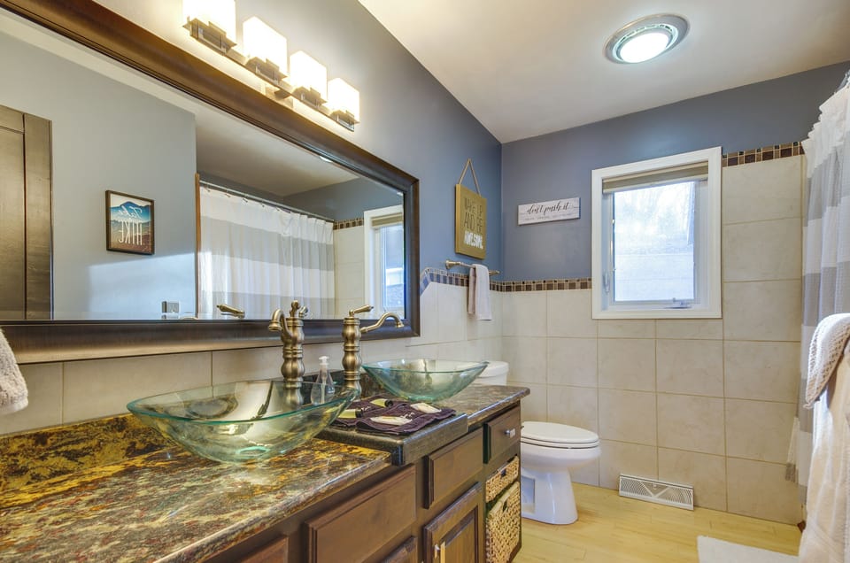 Full Bathroom