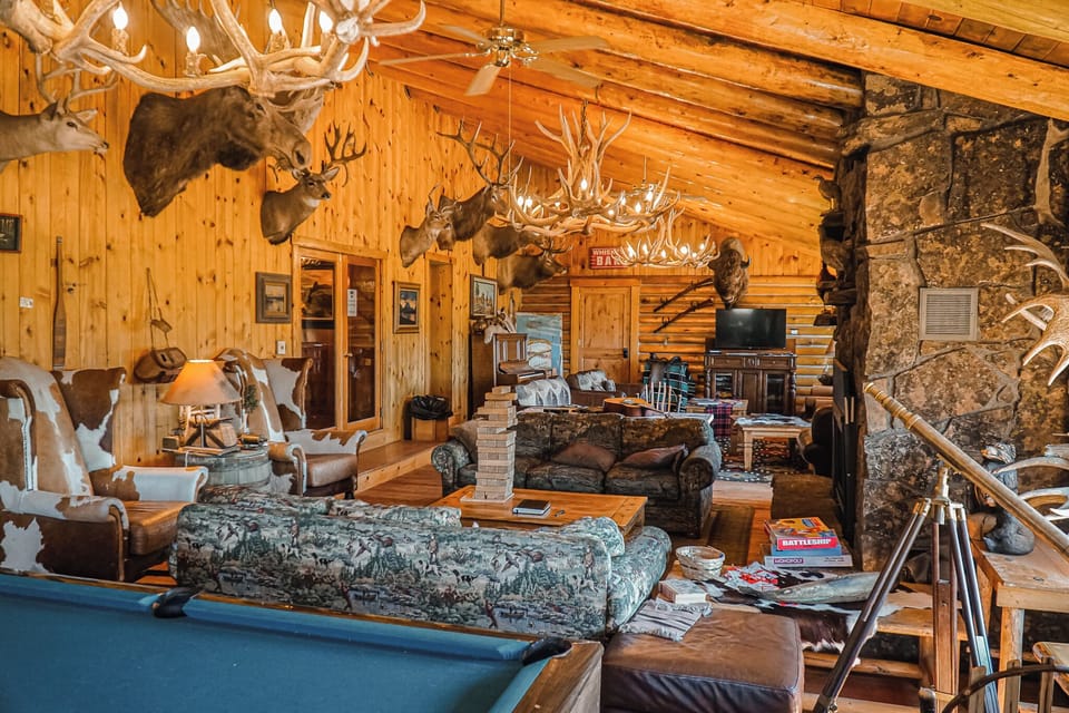 Heart 6 Ranch Farm Stay in Wyoming