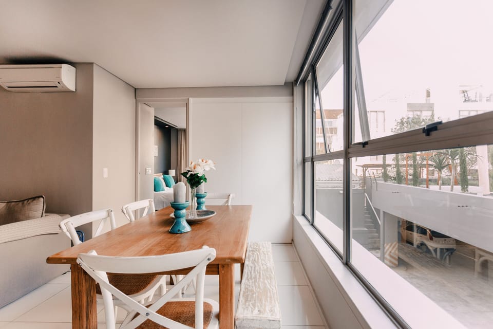 Comfort Apartment, 1 Bedroom | In-room dining