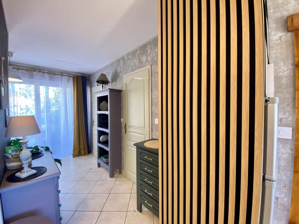 Studio Suite | Individually decorated, blackout drapes, iron/ironing board
