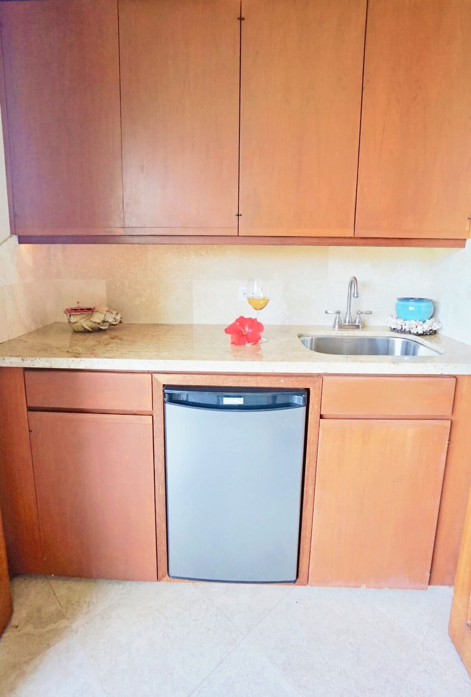 Mauna Lani Terrace C102 Wetbar