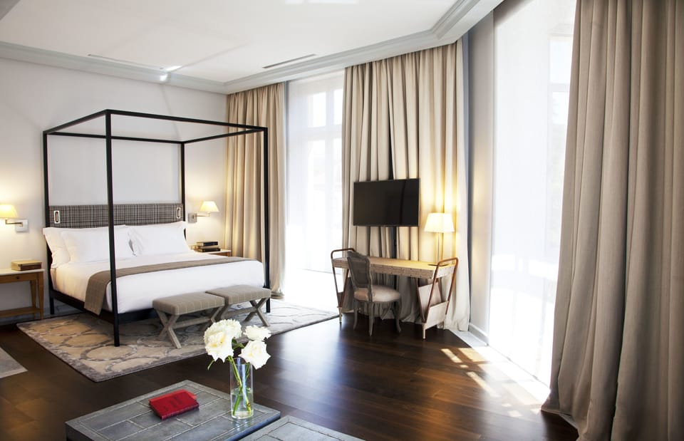 Premium bedding, minibar, in-room safe, desk