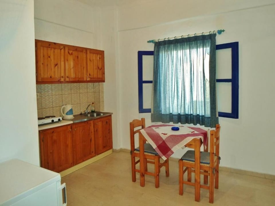 Apartment with Garden View | 1 bedroom, premium bedding, in-room safe