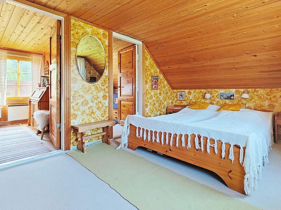 6 Person Holiday Home in Kviby House in Troms Og Finnmark
