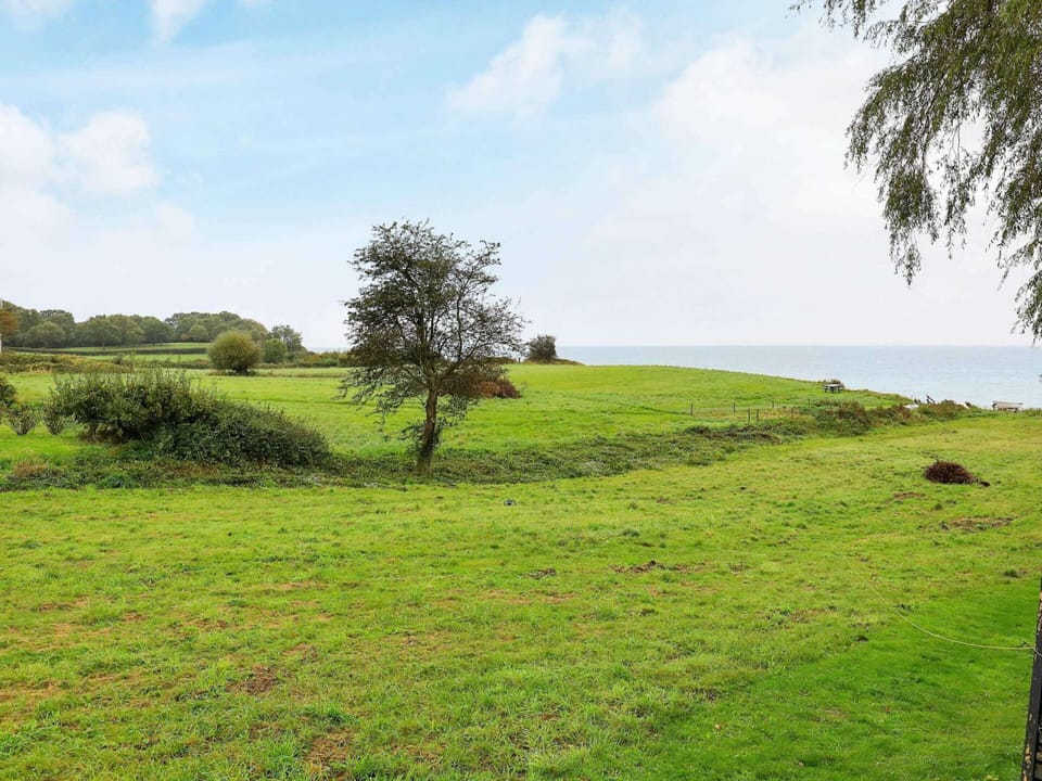House | Water view