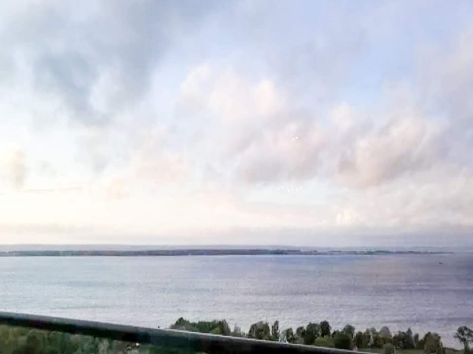 House | Water view